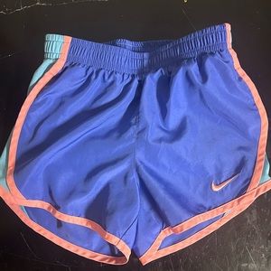 Little girls Nike shorts size S 4/5